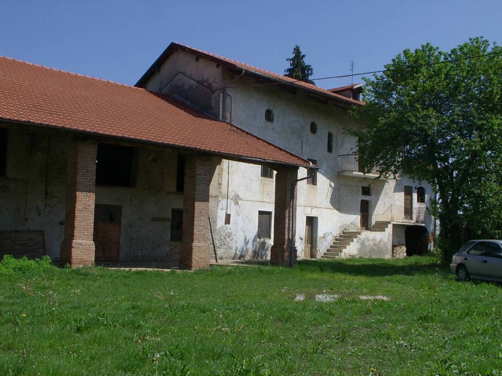 Palazzo / stabile a Cuneo in strada Provinciale 5 - Foto 2