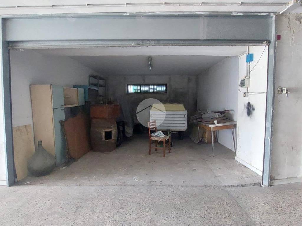 Box / garage a Pellezzano in Via Alcide De Gasperi, 01 - Foto 5