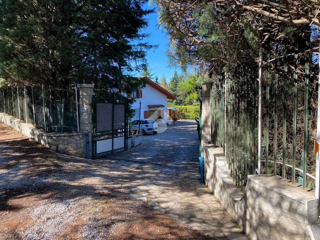 Villa a Potenza in via Area Silvana, 411 - Foto 4