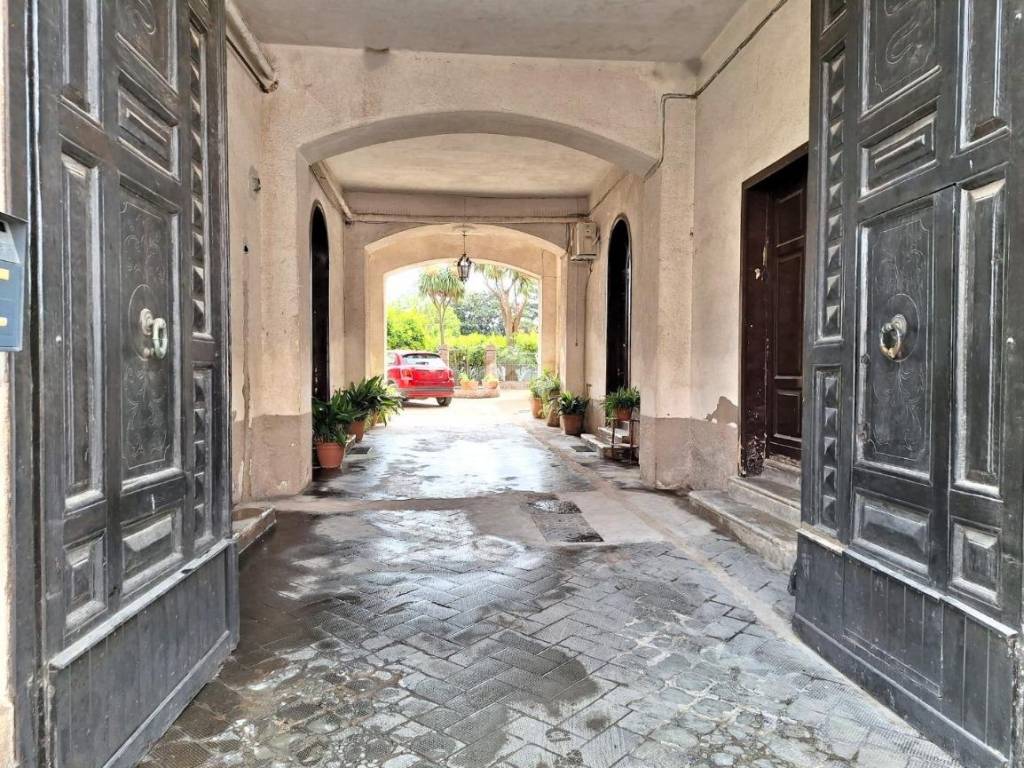 Casa indipendente a Carinola in Via IV novembre, 38 - Foto 2