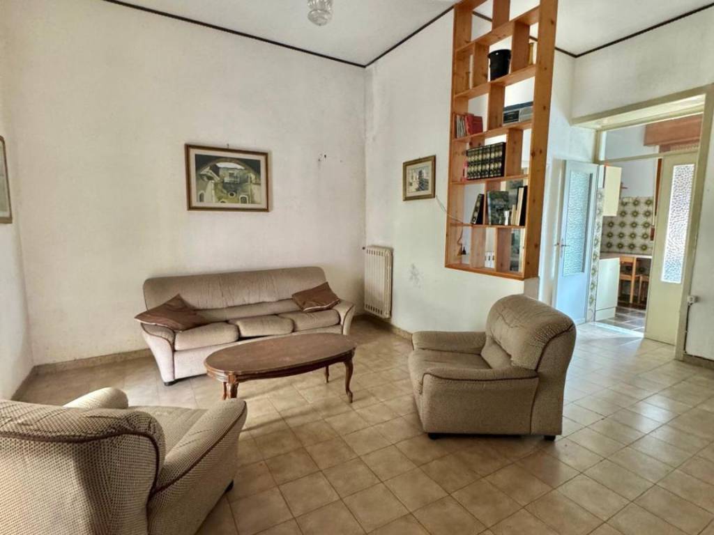 Casa indipendente a San potito ultra in Via Roma - Foto 4