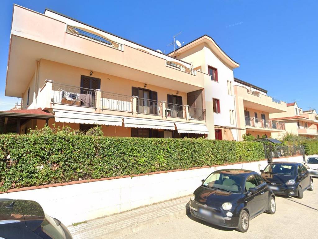 Appartamento a Maddaloni in Via Raffaele Viviani - Foto 4