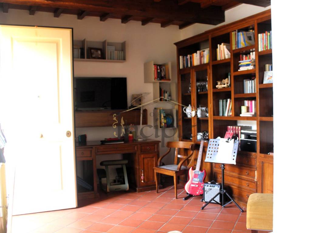 Casa indipendente a Pescia in Via del Giocatoio - Foto 3