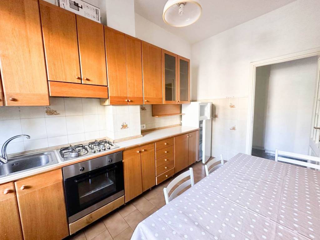 Appartamento a La spezia in Via Giovanni Pascoli, 35 - Foto 2