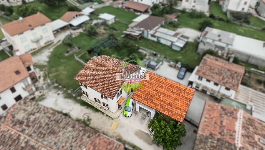 Villa a Maniago in Via Isonzo, 9 - Foto 2