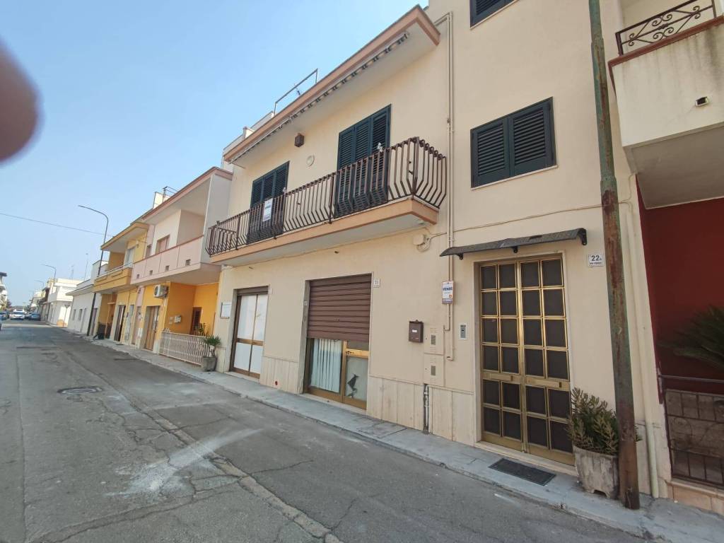 Appartamento a Cutrofiano in Via Foggia - Foto 2