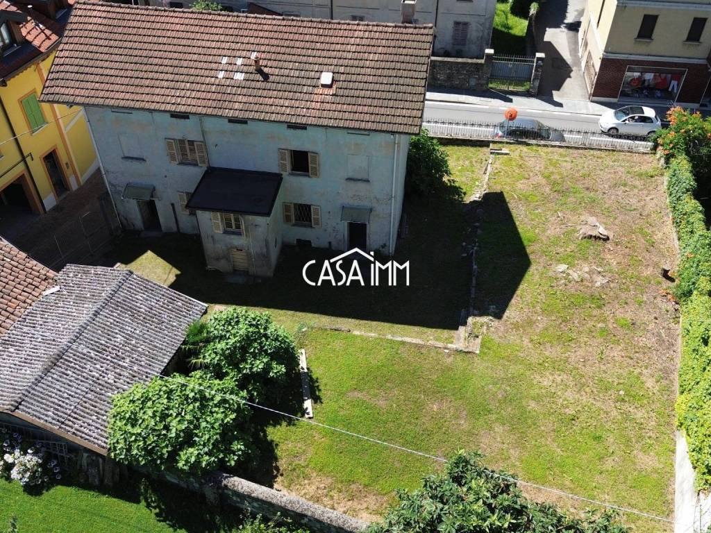 Villa a Angera in Via Giuseppe Mazzini - Foto 4