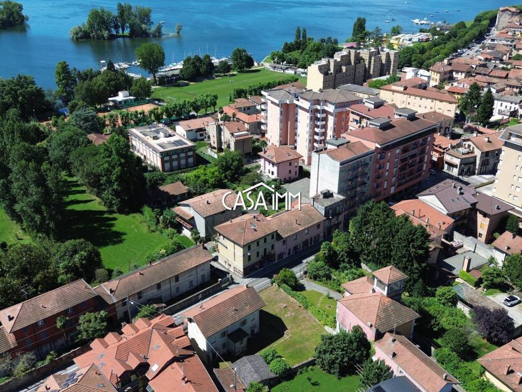 Villa a Angera in Via Giuseppe Mazzini - Foto 5