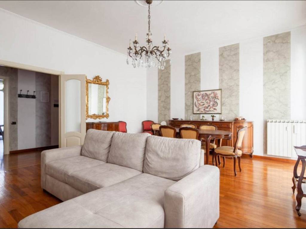 Appartamento a La spezia in Via Francesco Crispi, 66 - Foto 2