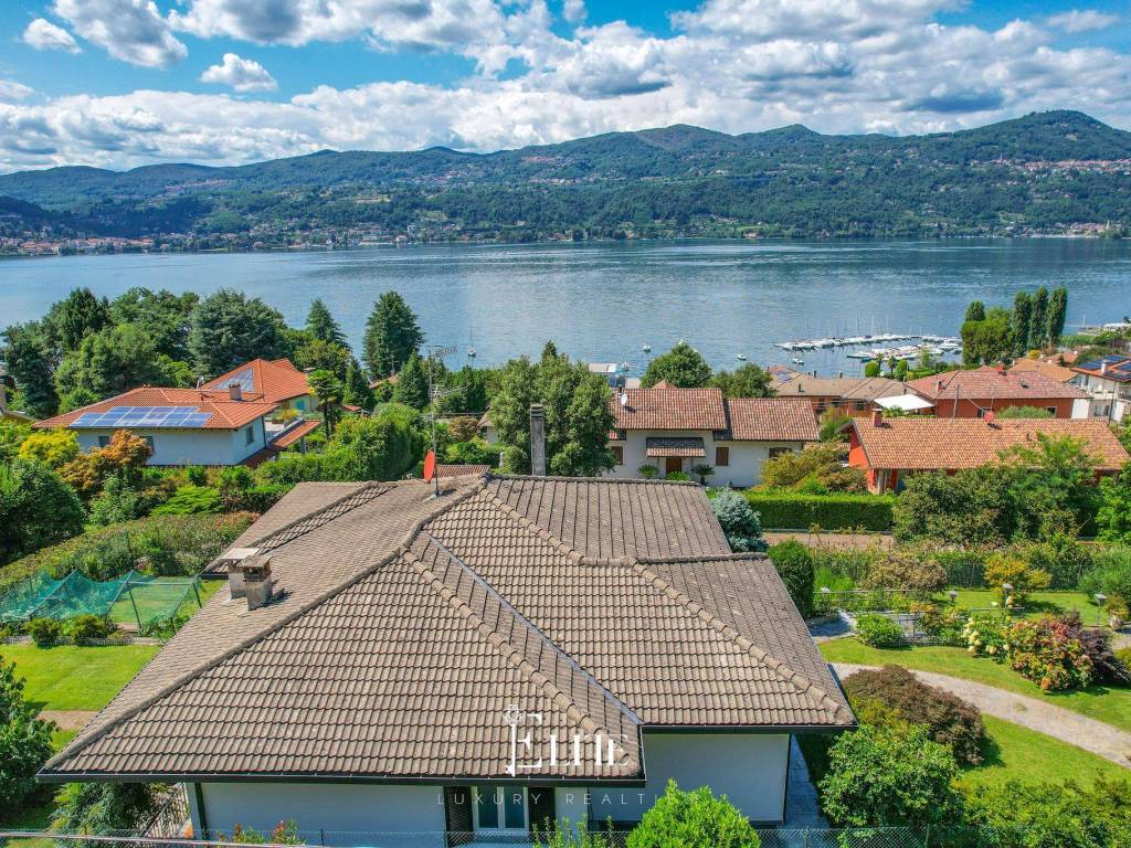 Villa a Ranco in Via Roncaccio, 6 - Foto 3