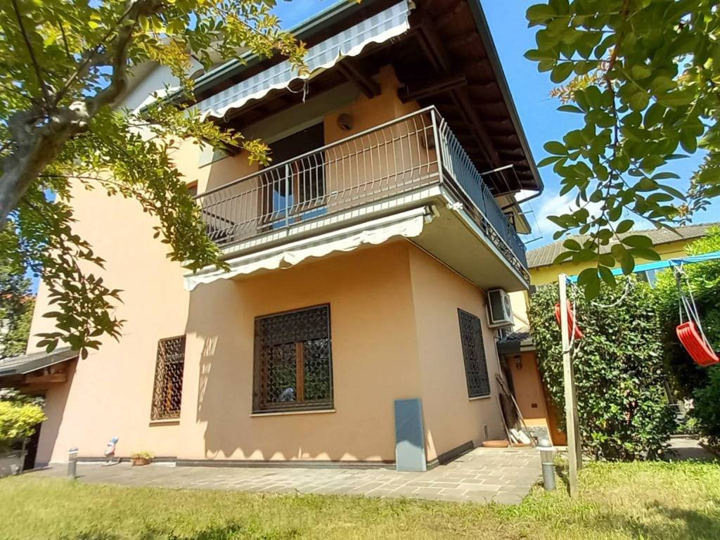 Villa a Cermenate - Foto 3