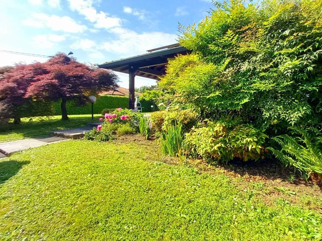 Villa a Bregnano - Foto 2