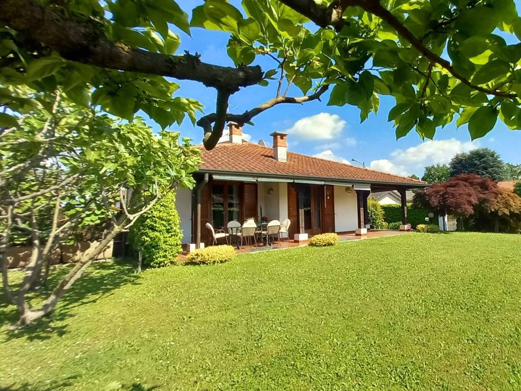 Villa a Bregnano - Foto 4