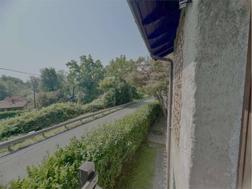 Appartamento a Monvalle - Foto 2