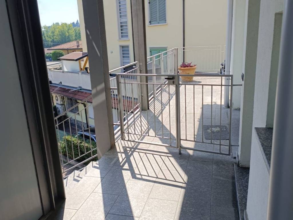 Appartamento a Varese in Via Aurelio Saffi - Foto 3
