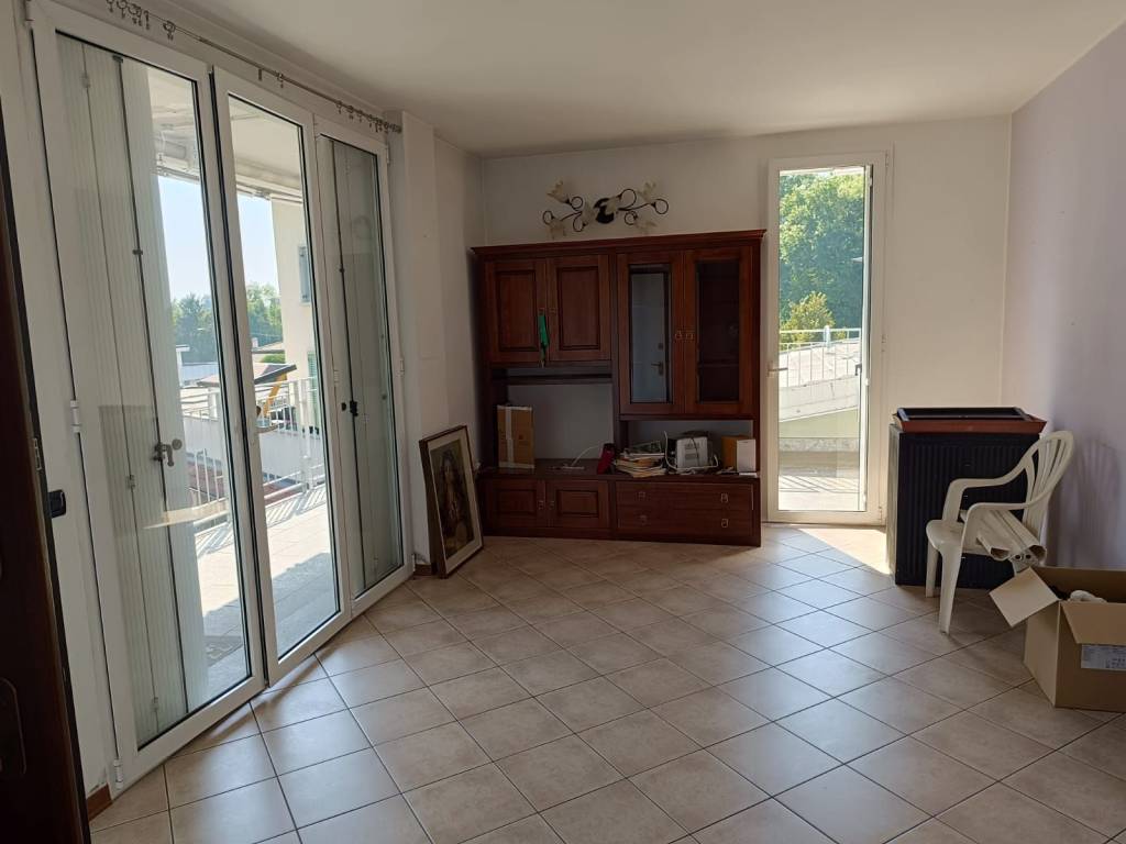 Appartamento a Varese in Via Aurelio Saffi - Foto 5
