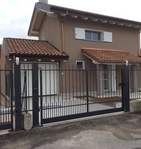 Villa a Trivolzio in Viale Giuseppe Mazzini - Foto 2