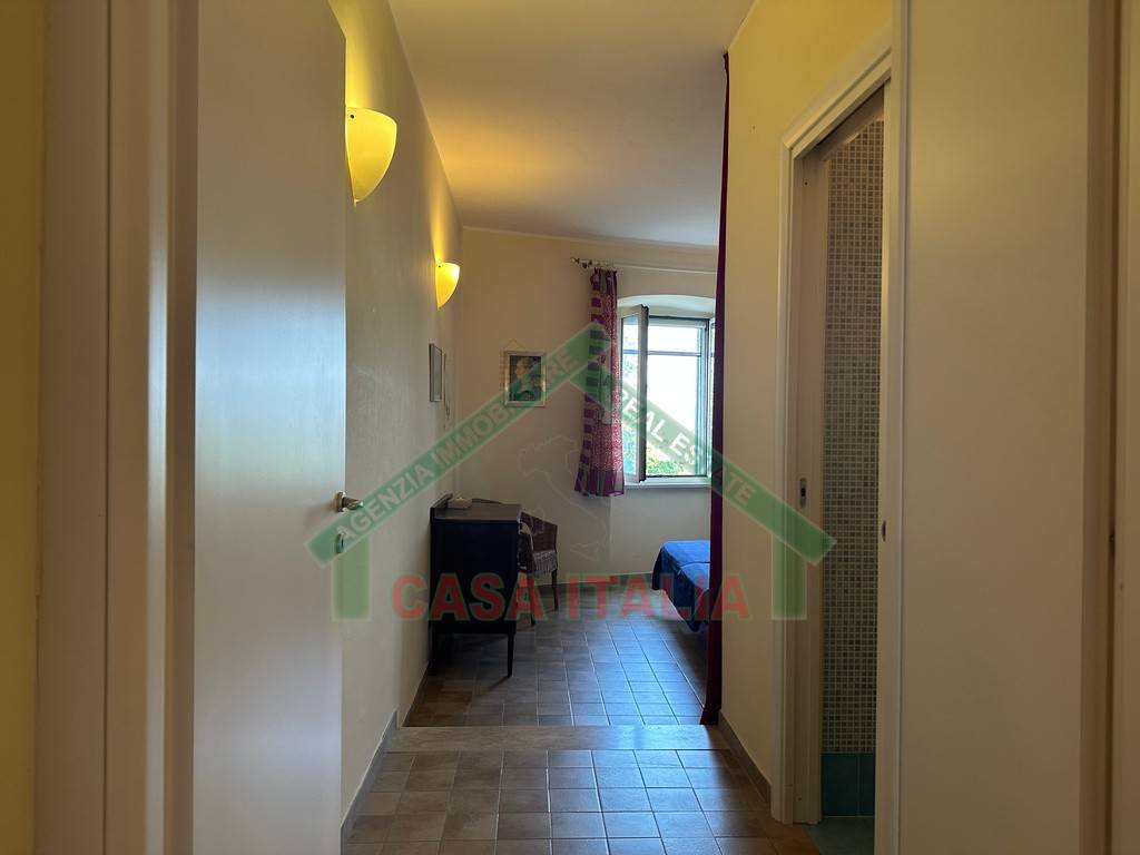 Palazzo / stabile a Capodimonte in Via della Rocca - Foto 3