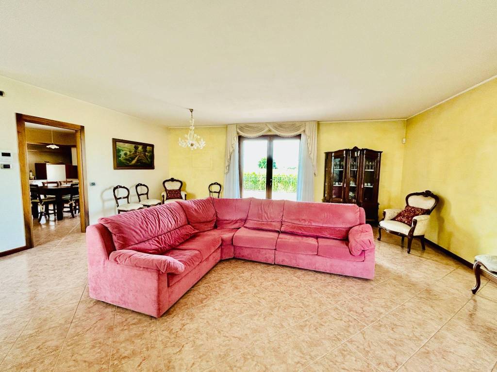 Villa a Villafranca di verona in Via Mantova - Foto 5