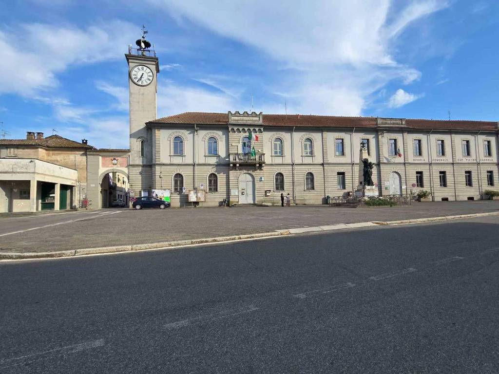 Casa indipendente a Candia lomellina in piazza municipio - Foto 3