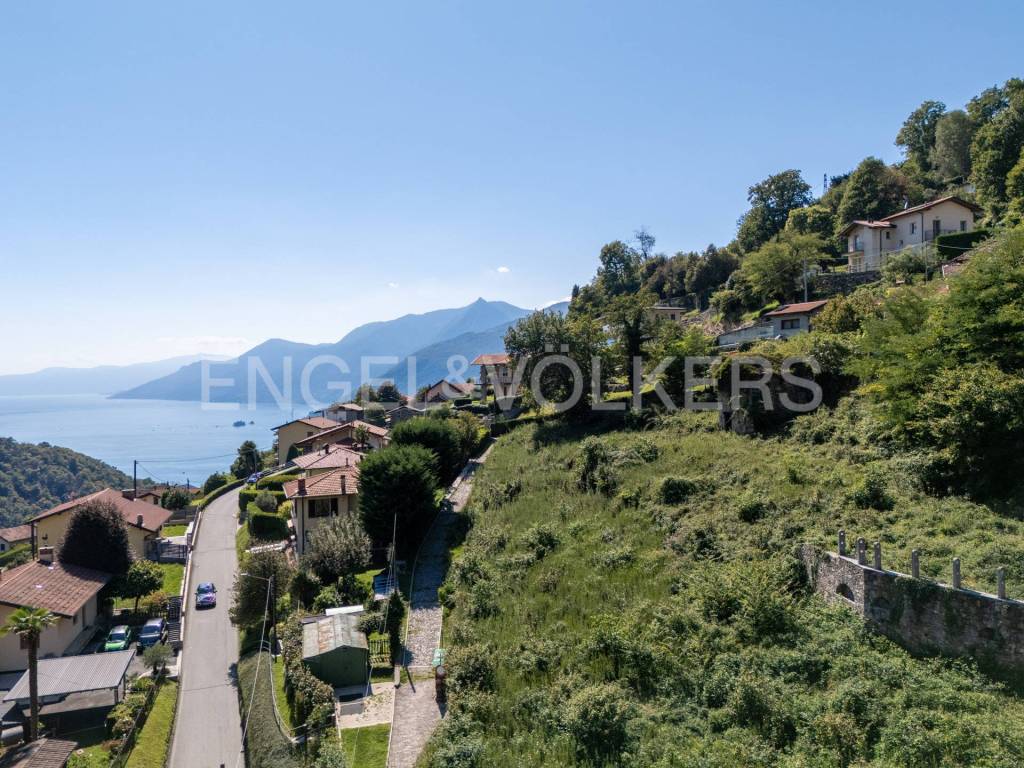 Terreno a Maccagno con pino e veddasca in Via Temistocle Solera - Foto 4