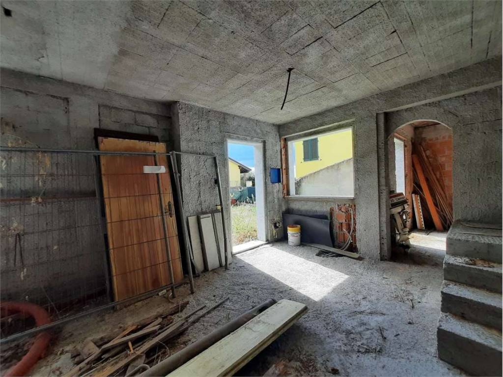 Villa a Luni in Via Isola - Foto 2