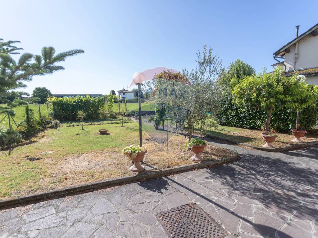 Casa indipendente a Fontevivo in Strada Bianconese, 26 - Foto 3