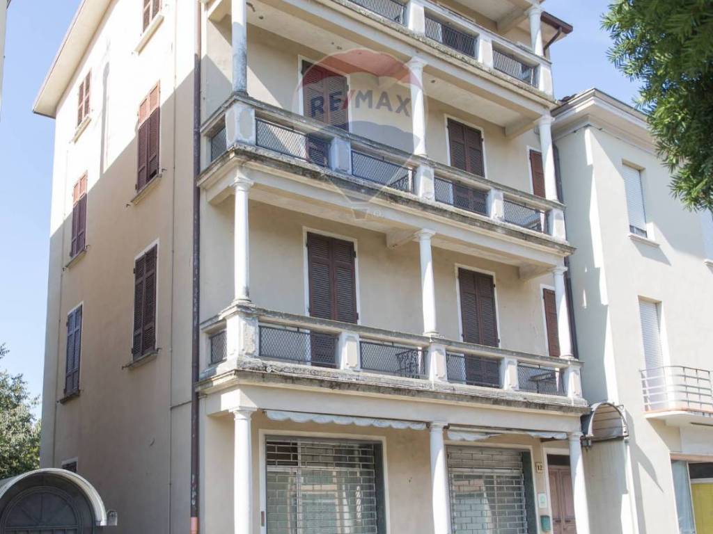 Palazzo / stabile a Salsomaggiore terme in Via G. Puccini, 12 - Foto 5