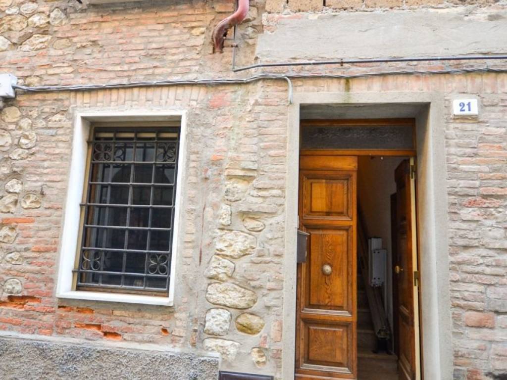 Casa indipendente a Monteleone d'orvieto in corso vittorio emanuele 21 - Foto 2