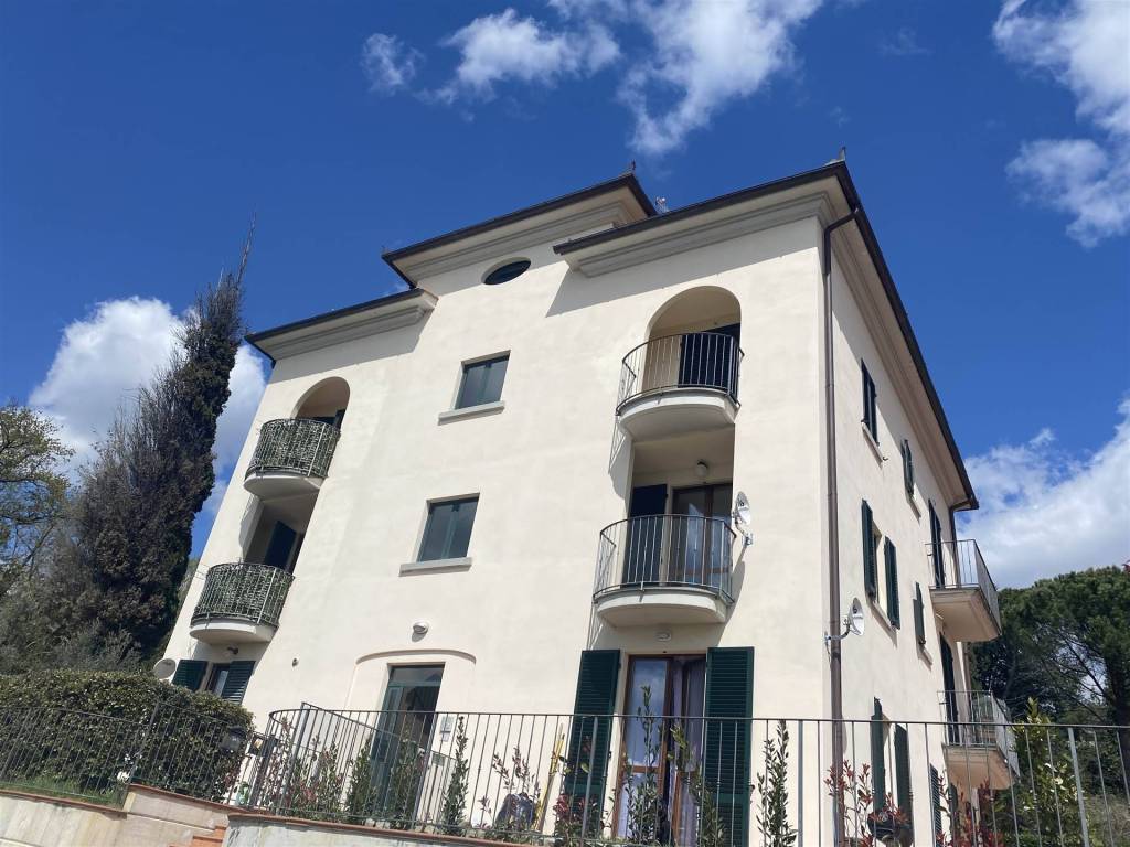 Appartamento a Passignano sul trasimeno - Foto 2