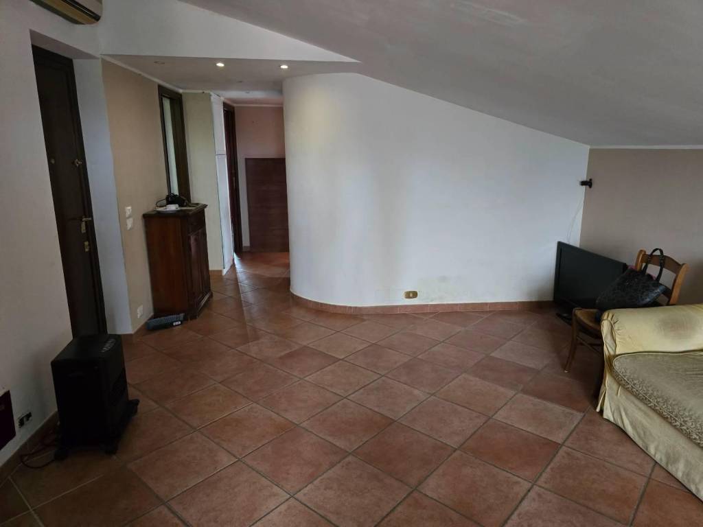 Appartamento a Palermo in Via Alfonso Amorelli, 75 - Foto 2