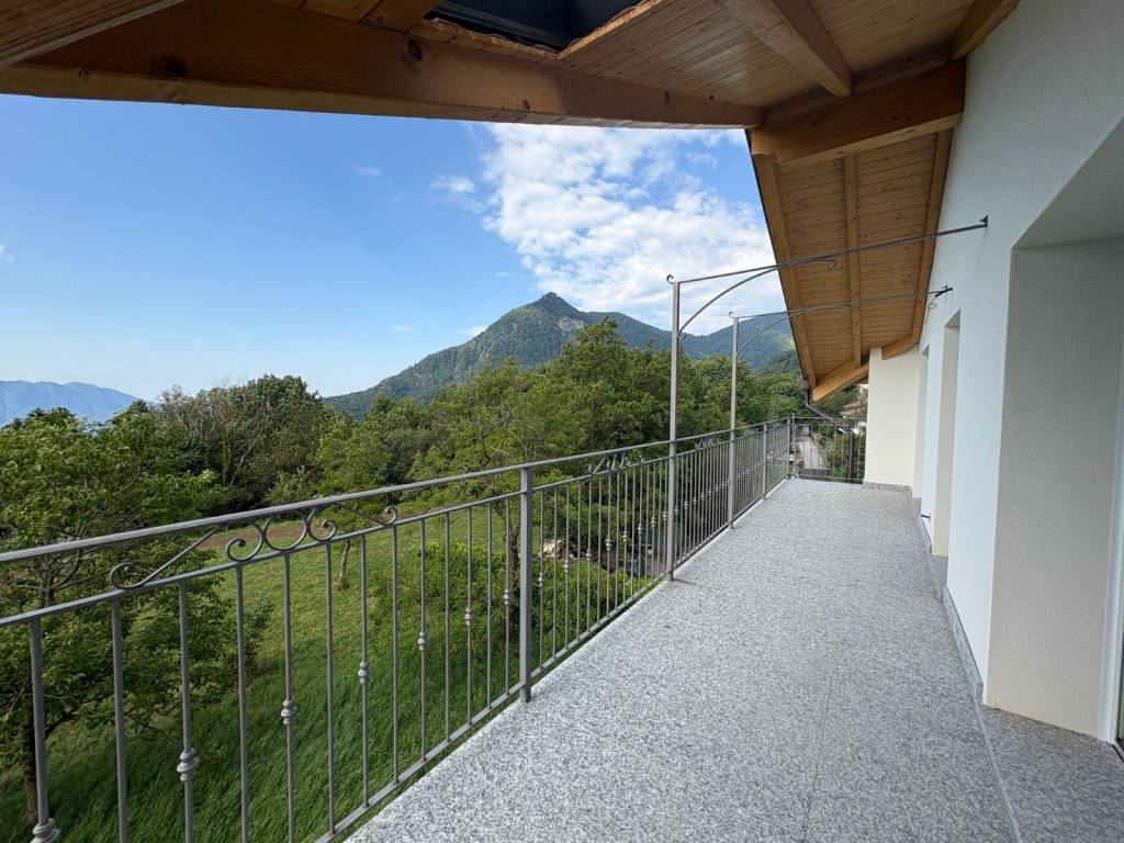 Villa a Trarego viggiona in Via Roma, 2 - Foto 4