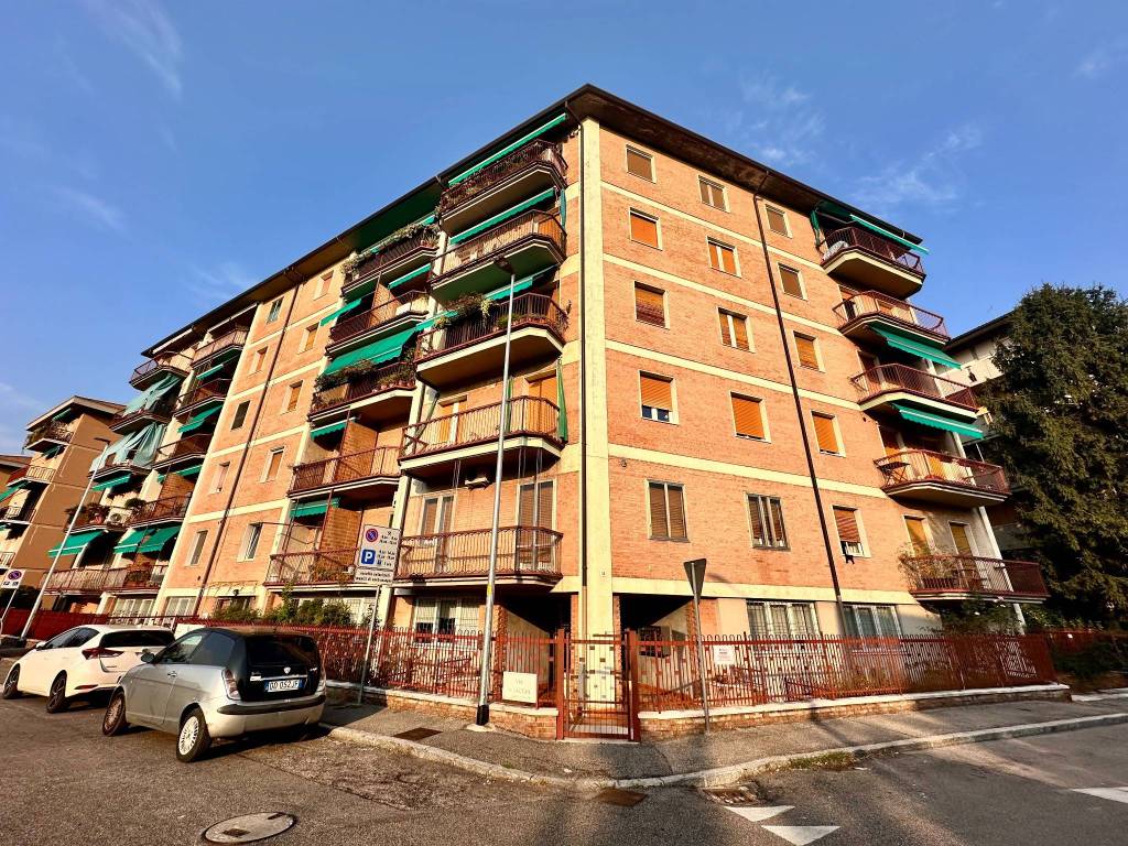 Appartamento a Verona in Via Achille Sacchi, 14 - Foto 2
