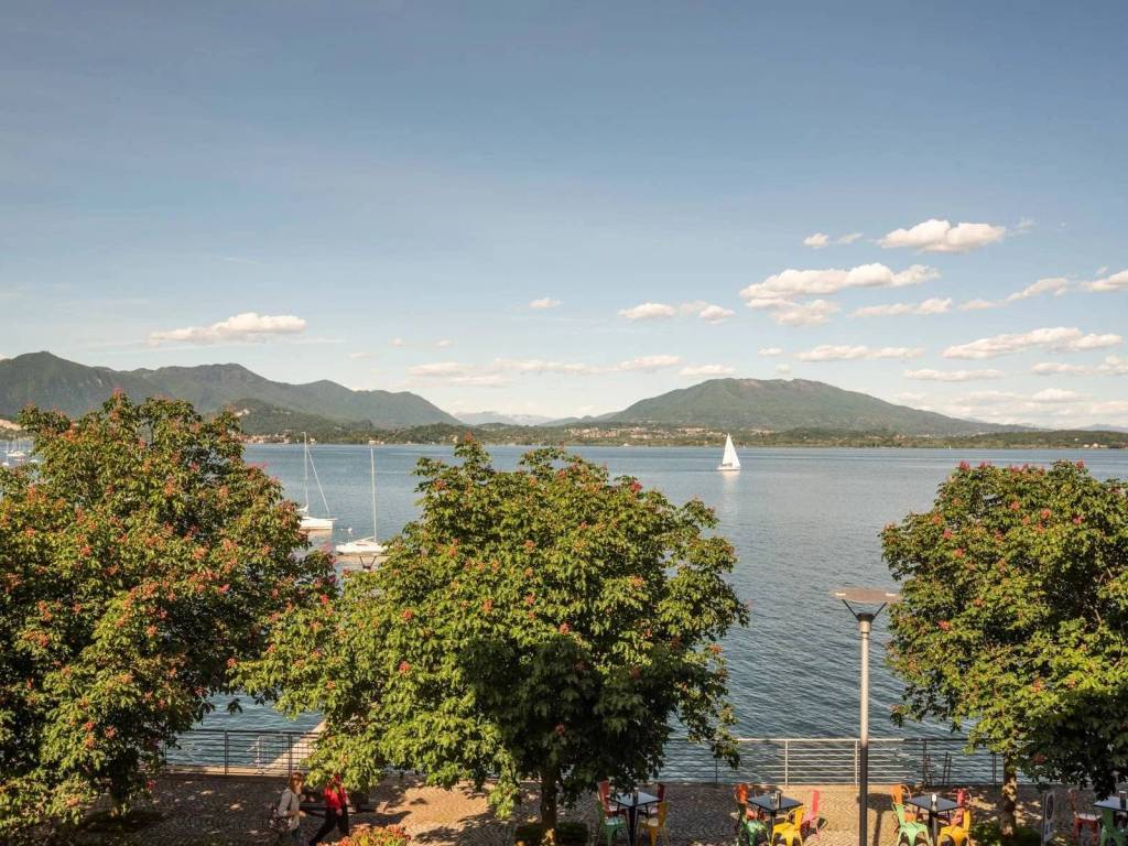 Attico / mansarda a Lesa in Centro - Foto 2