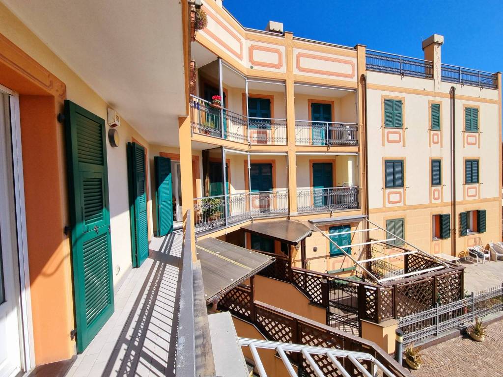Appartamento a Spotorno in Via Berninzoni - Foto 3