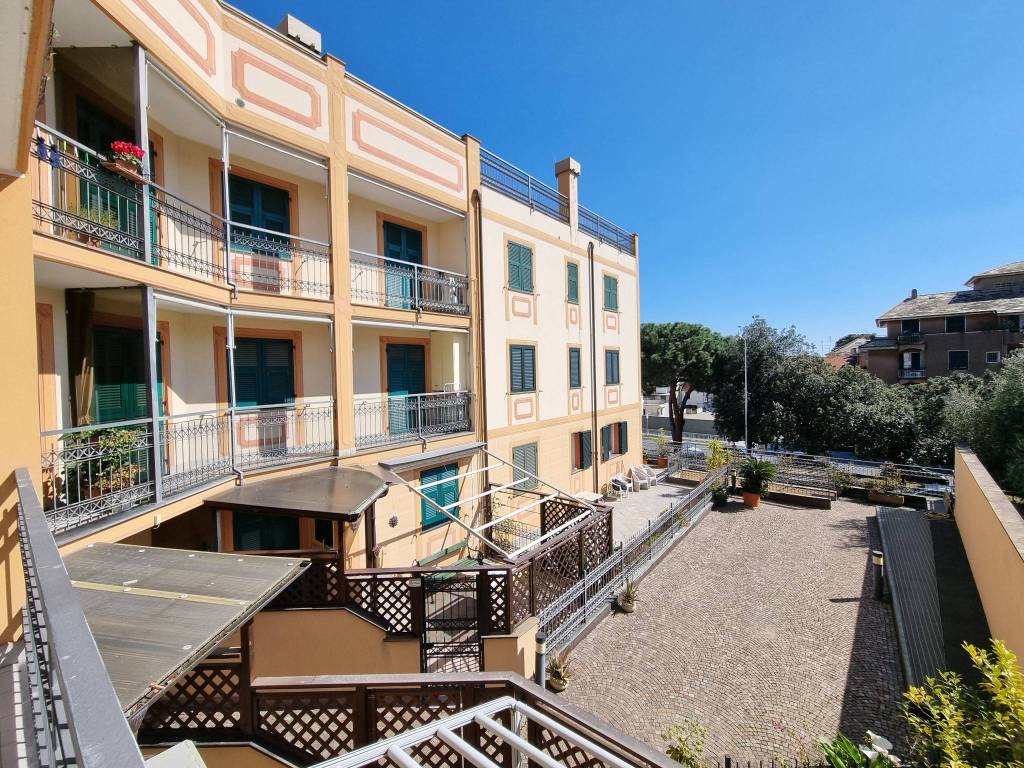 Appartamento a Spotorno in Via Berninzoni - Foto 4