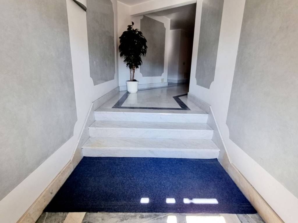 Appartamento a Spotorno in Via Berninzoni - Foto 5