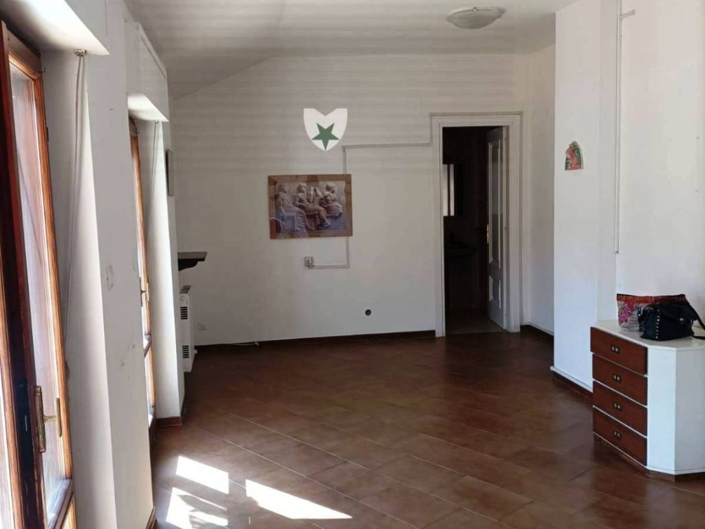 Attico / mansarda a Spoleto in Via Giuseppe Valadier - Foto 3