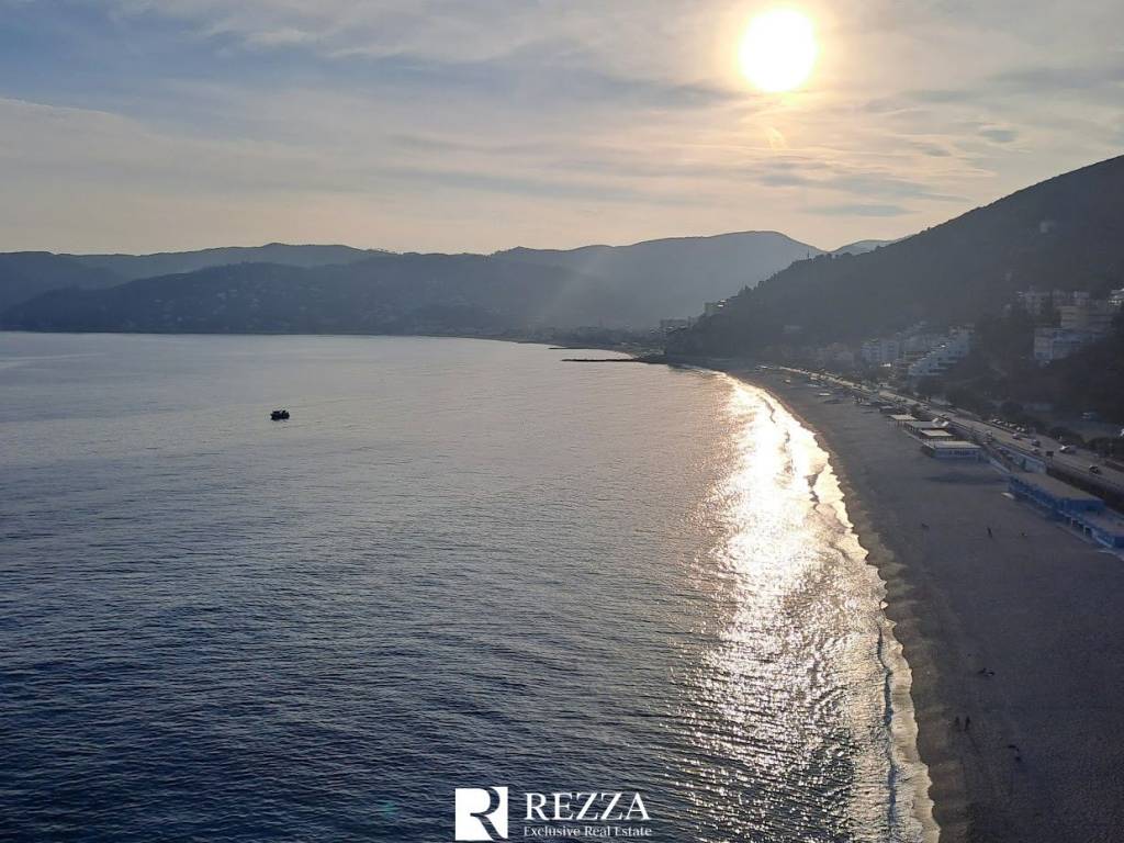 Appartamento a Bergeggi in Via Torre d'Ere - Foto 4