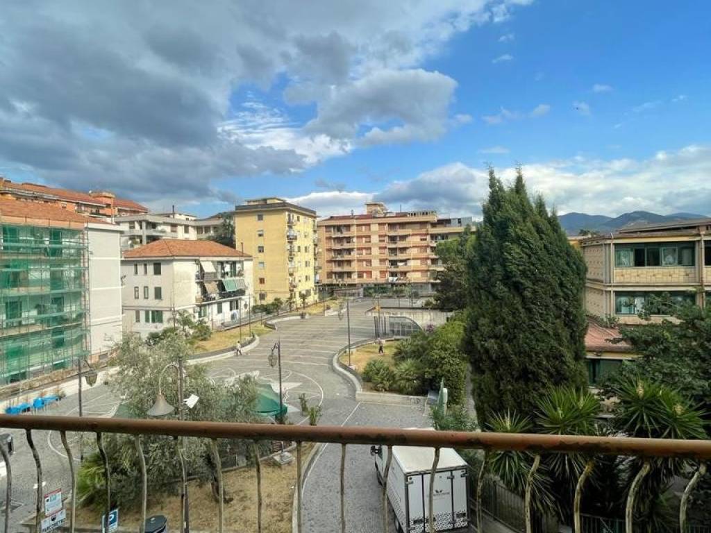 Appartamento a Nocera inferiore in Via Eugenio Siciliano - Foto 3