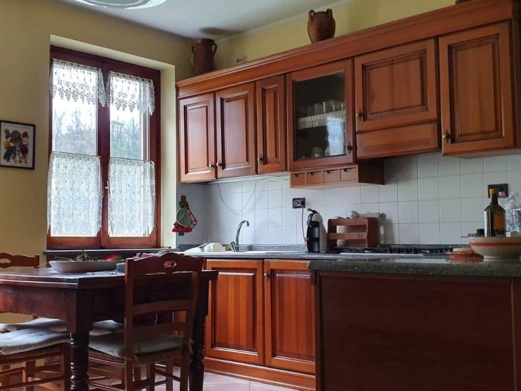 Casa indipendente a Asti in FRAZIONE QUARTO - Foto 4