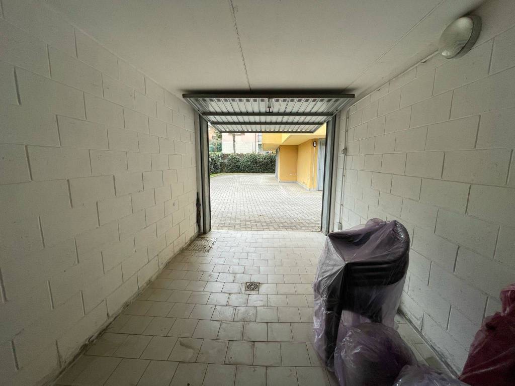 Box / garage a Gerenzano in Viale Luigi Boccherini - Foto 5