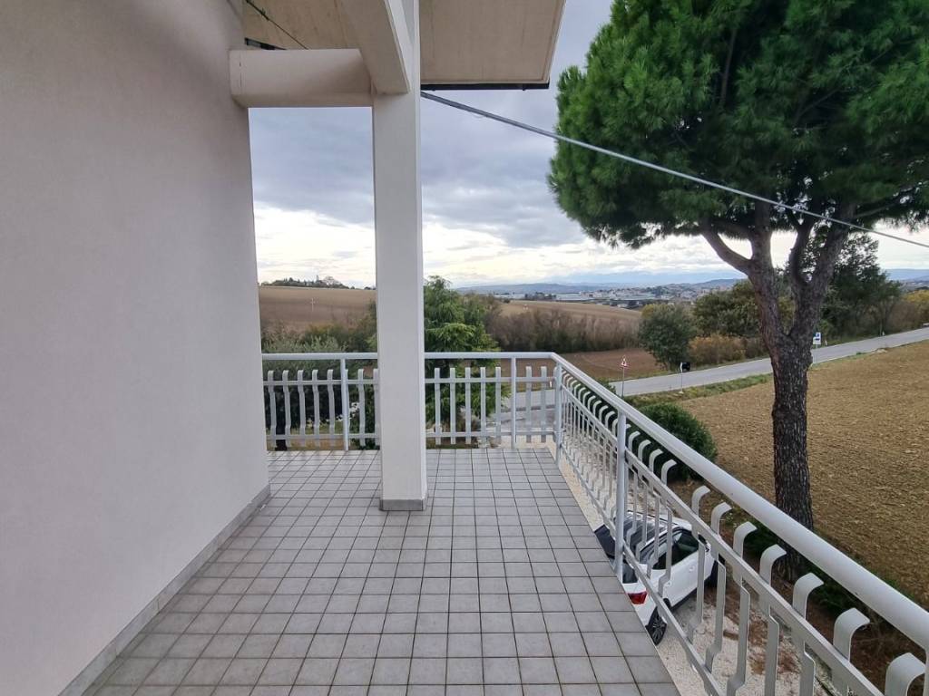 Villa a Appignano in Contrada Verdefiore - Foto 3