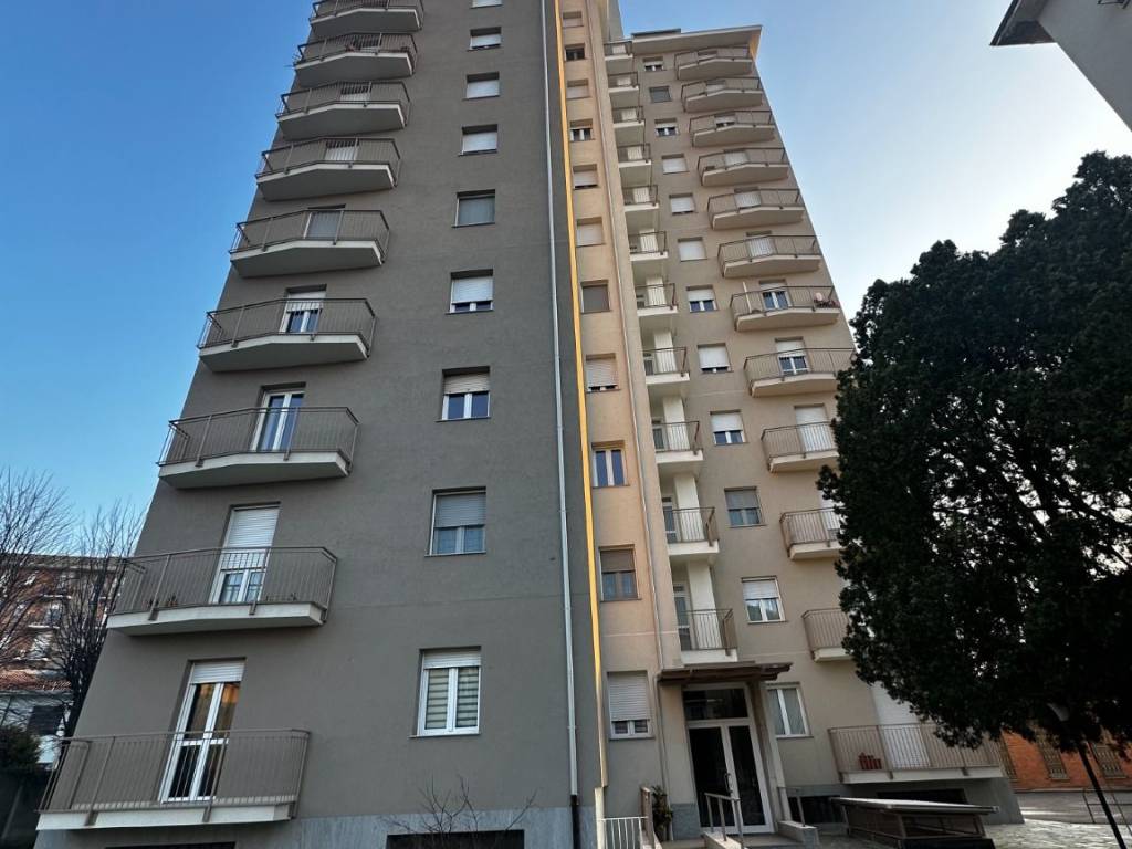 Appartamento a Alessandria in Corso Giuseppe Romita, 63 - Foto 2