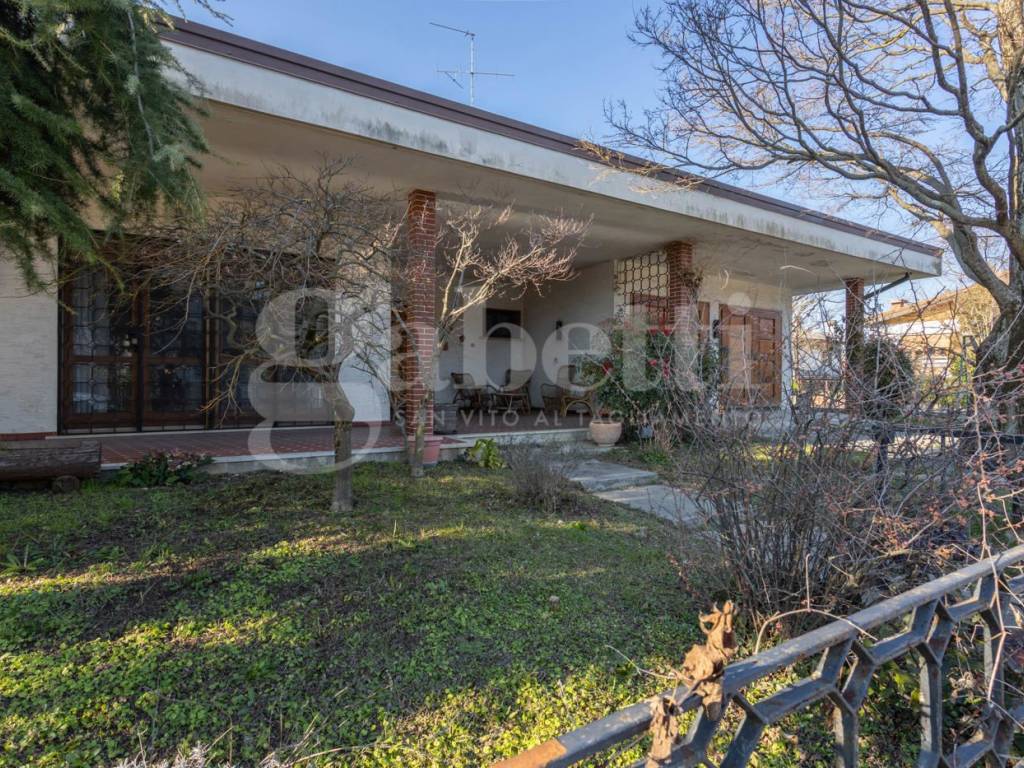 Casa indipendente a Azzano decimo in Via De Gasperi, 11 - Foto 2