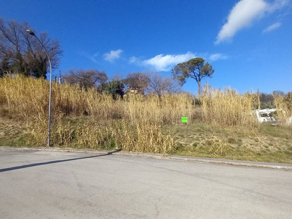 Terreno a Rapagnano in Via Tenna - Foto 4