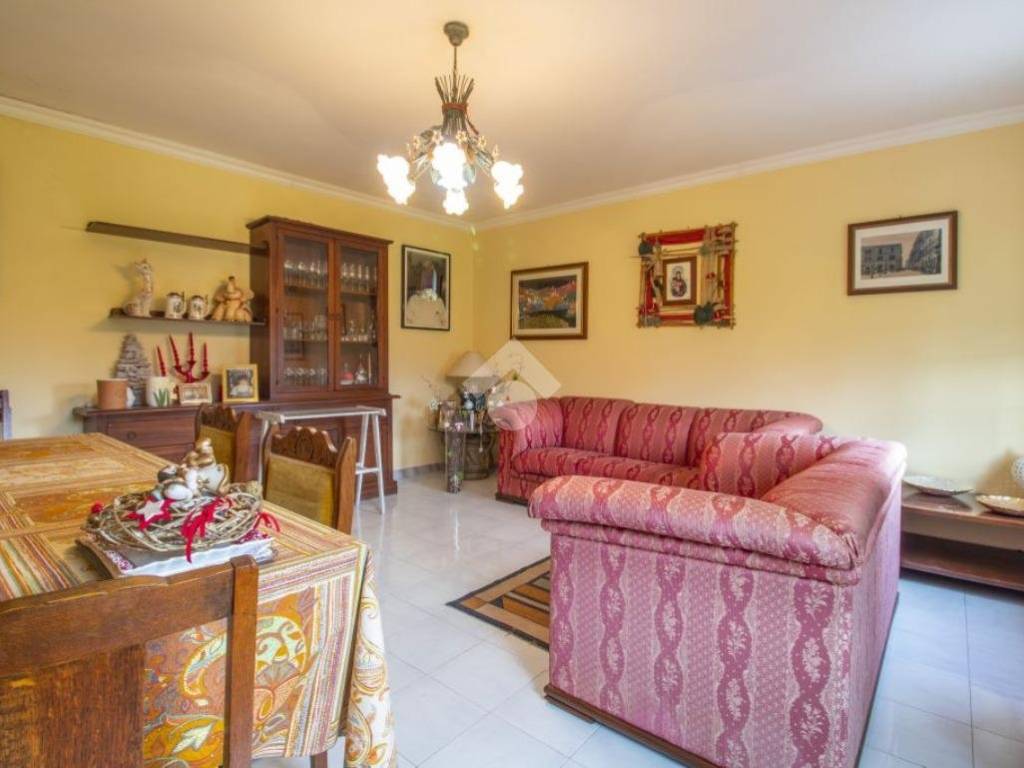 Casa indipendente a Castel sant'angelo in Via Termine, 4 - Foto 2