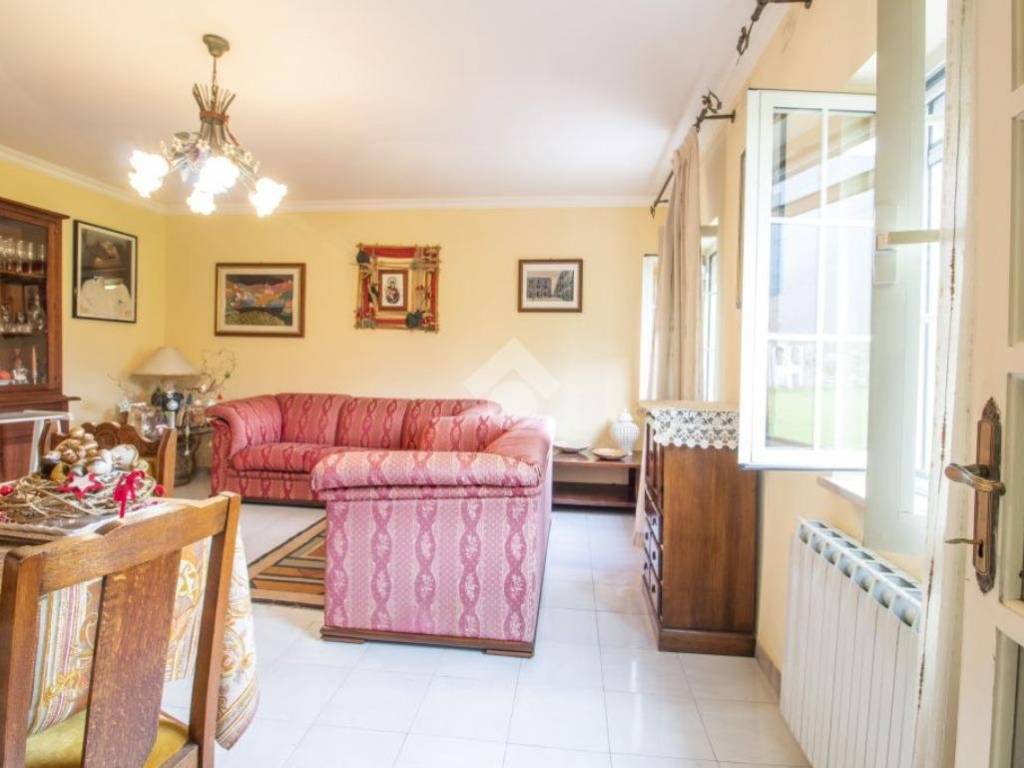 Casa indipendente a Castel sant'angelo in Via Termine, 4 - Foto 3