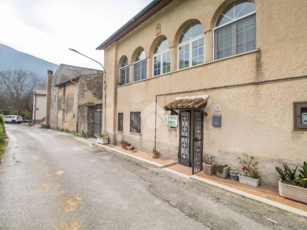 Casa indipendente a Castel sant'angelo in Via Termine, 4 - Foto 4