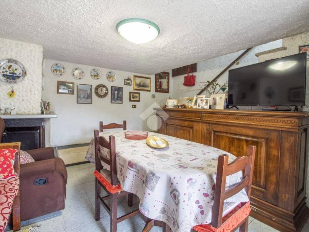 Casa indipendente a Castel sant'angelo in Via Termine, 4 - Foto 5